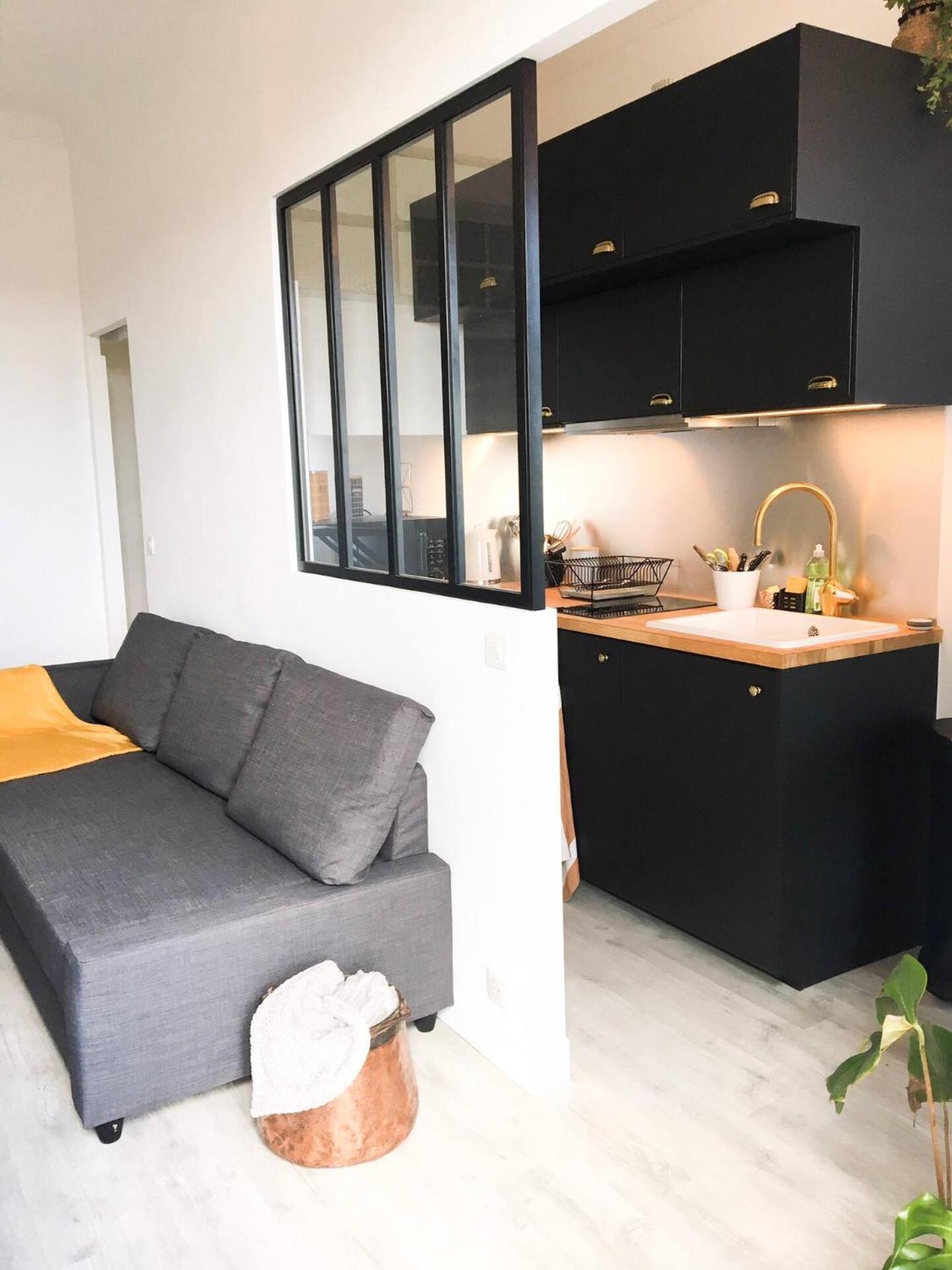 Charming Studio In The Heart Of 멍똥 외부 사진
