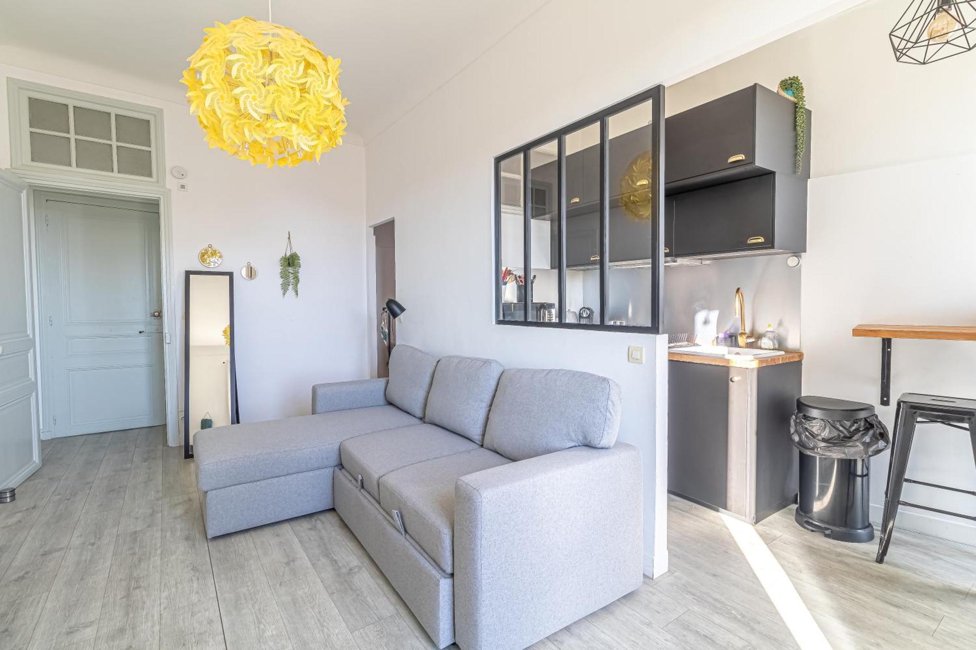 Charming Studio In The Heart Of 멍똥 외부 사진